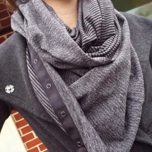 Lululemon Athletica Vinyasa Wrap Scarf Striped Lightweight Versatile Yoga Shawl